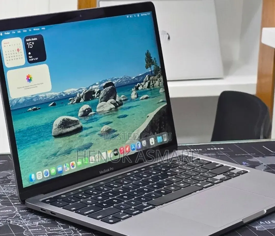 New Laptop Apple MacBook Pro 2022 M2 16GB Apple M2 SSD 512GB
