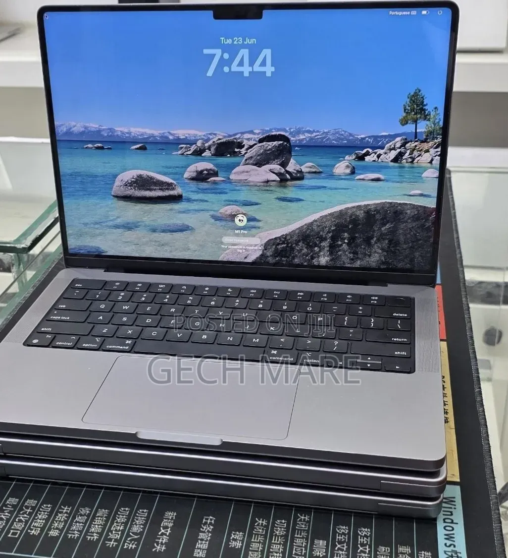 New Laptop Apple MacBook Pro 2021 M1 32GB Apple M1 Pro SSD 512GB