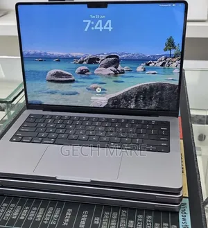 New Laptop Apple MacBook Pro 2021 M1 32GB Apple M1 Pro SSD 512GB