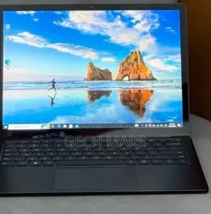 New Laptop Microsoft Surface 16GB Intel Core i7 SSD 512GB
