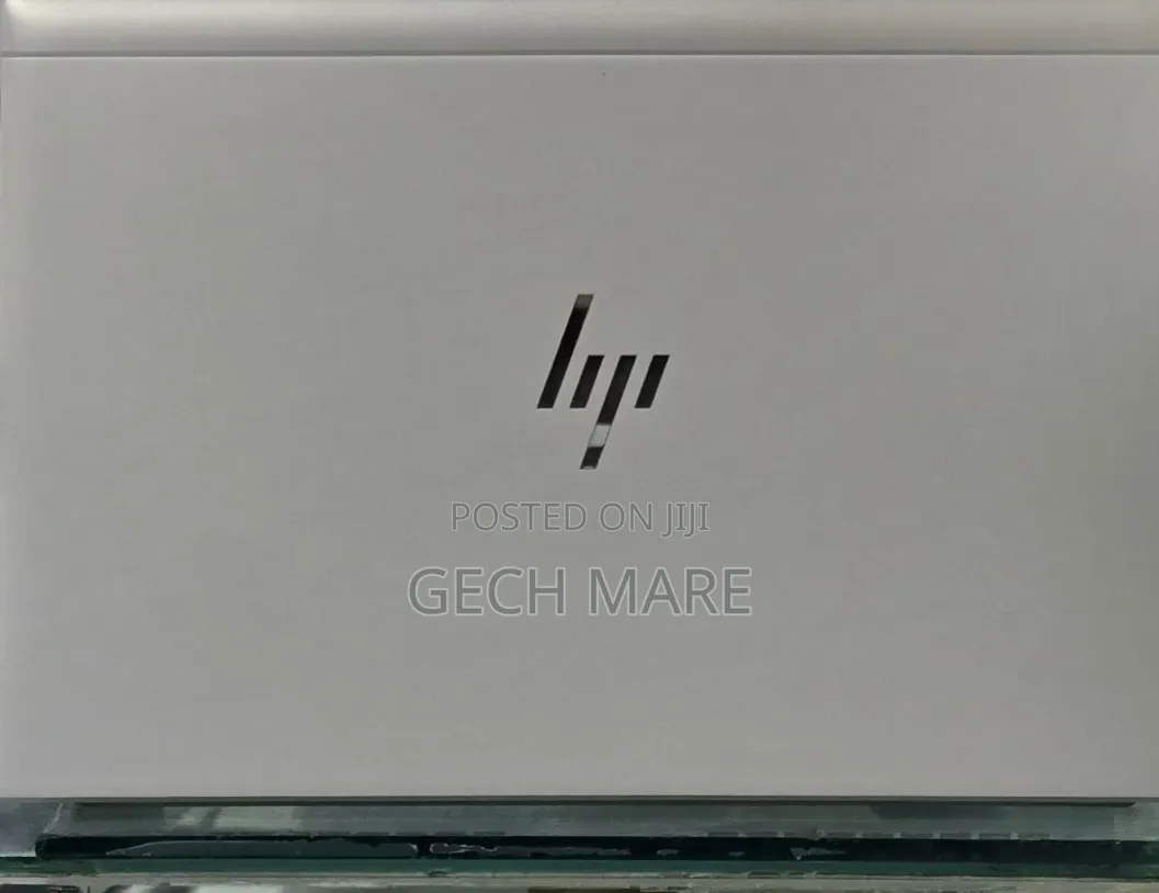 New Laptop HP EliteBook 830 G8 8GB Intel Core i5 SSD 256GB