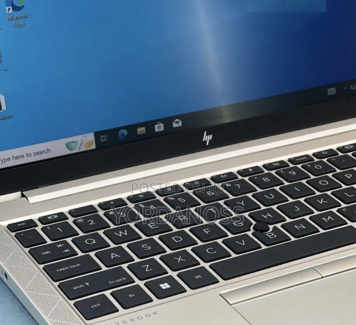 New Laptop HP EliteBook 840 G8 16GB Intel Core i7 SSD 512GB