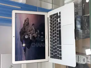 New Laptop Apple MacBook Air 2017 8GB Intel Core i5 SSD 128GB