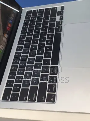 New Laptop Apple MacBook Air 2025 M4 16GB Apple M4 SSD 512GB