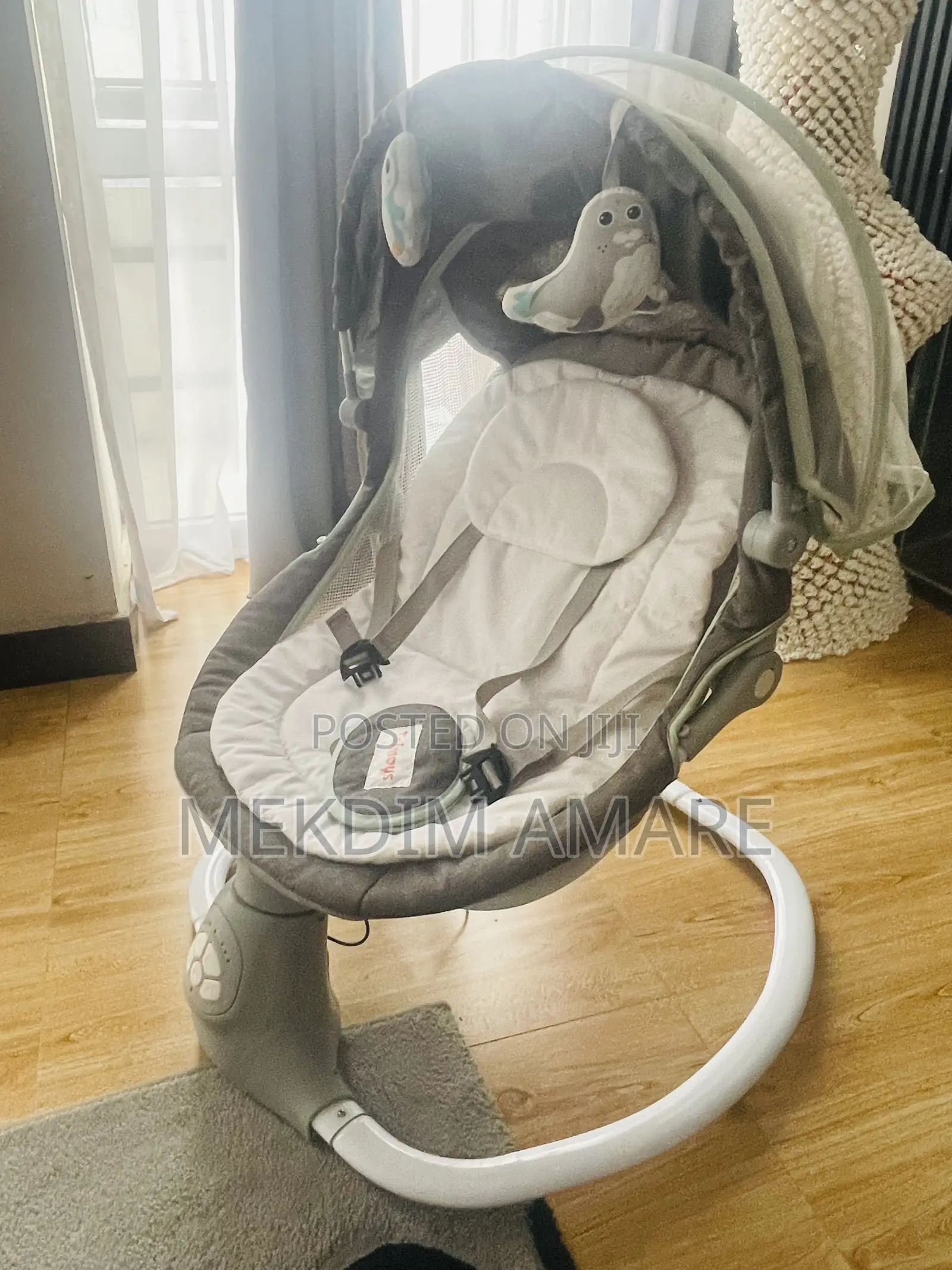 Baby Rocker and Bouncer With Music and White Noise