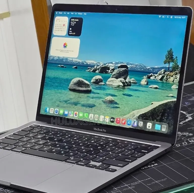 New Laptop Apple MacBook Pro 2022 M2 16GB Apple M2 SSD 512GB