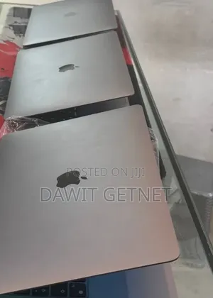 New Laptop Apple MacBook Air 2020 M1 8GB Apple M1 SSD 256GB
