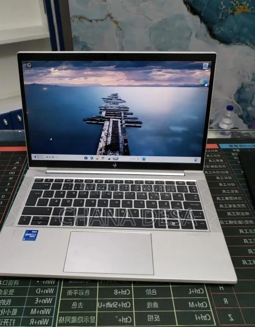 New Laptop HP EliteBook 830 G8 16GB Intel Core i5 SSD 512GB