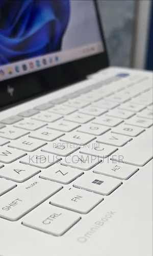 New Laptop HP OmniBook 7 14" 16GB Intel Core 7 SSD 1T