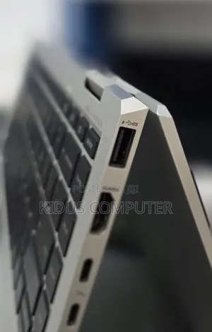 New Laptop HP EliteBook 1040 G8 16GB Intel Core i7 SSD 512GB