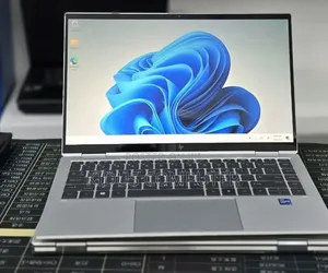 New Laptop HP EliteBook 1040 G8 16GB Intel Core i7 SSD 512GB