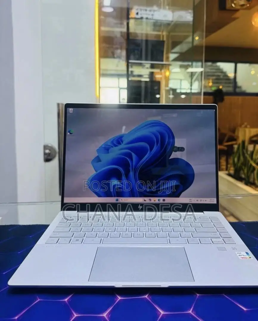 New Laptop HP 16GB Intel Core i5 SSD 1T