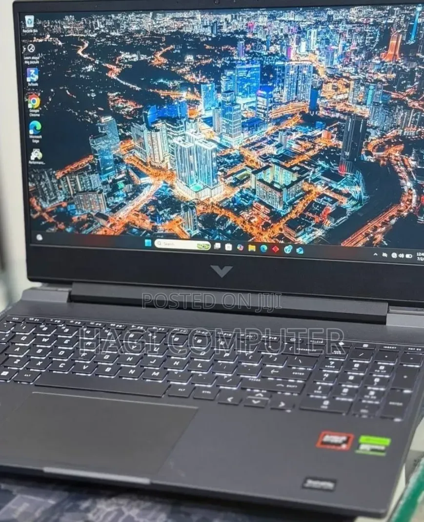 New Laptop HP Victus 15 16GB AMD Ryzen 5 SSD 512GB