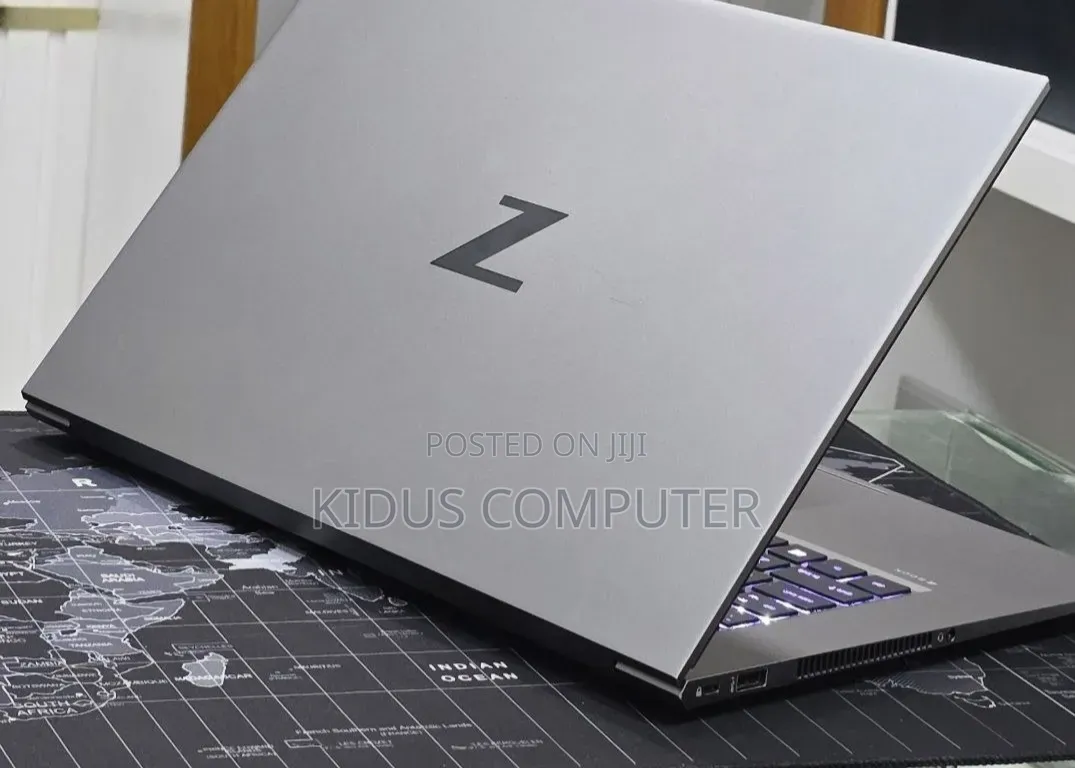 New Laptop HP ZBook Studio 32GB Intel Core i9 SSD 512GB