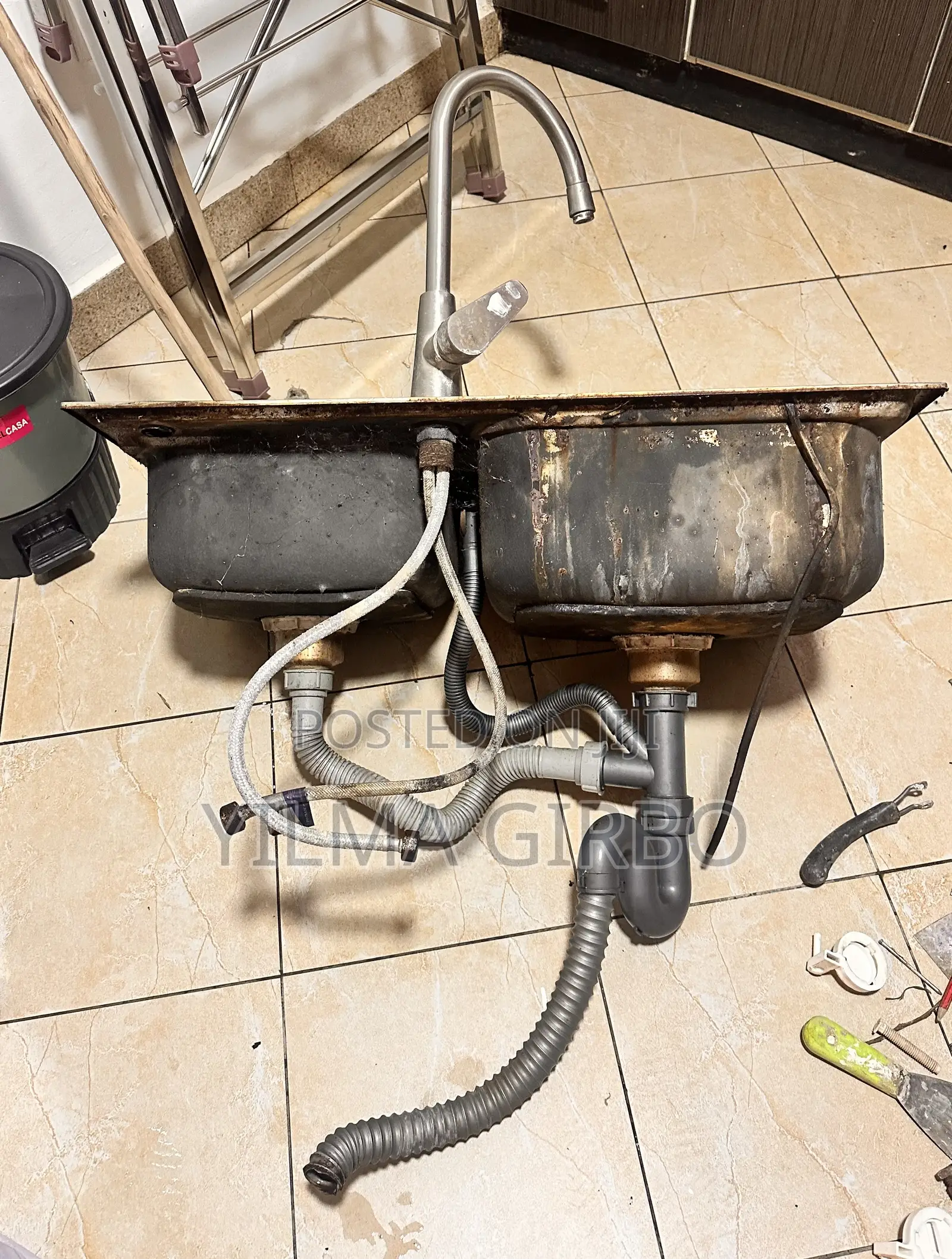 A Good Condition for Kitchen Sink