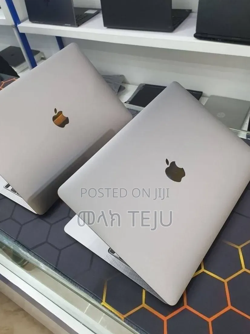 New Laptop Apple MacBook Air 2020 M1 8GB Apple M1 SSD 256GB