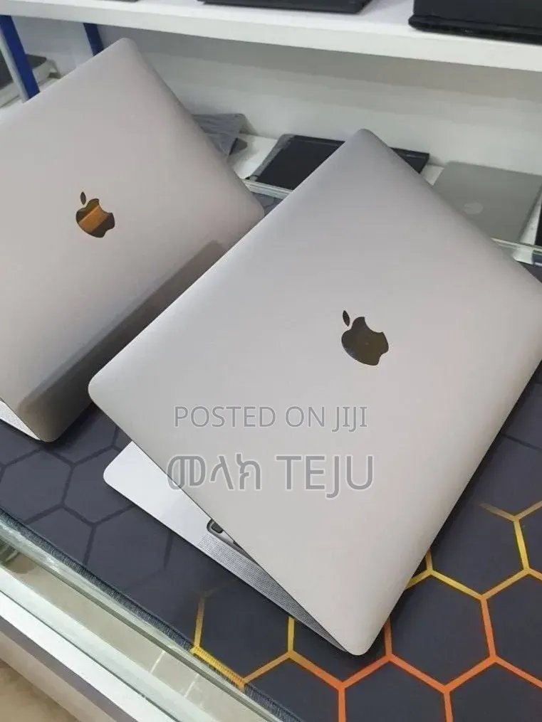 New Laptop Apple MacBook Air 2020 M1 8GB Apple M1 SSD 256GB