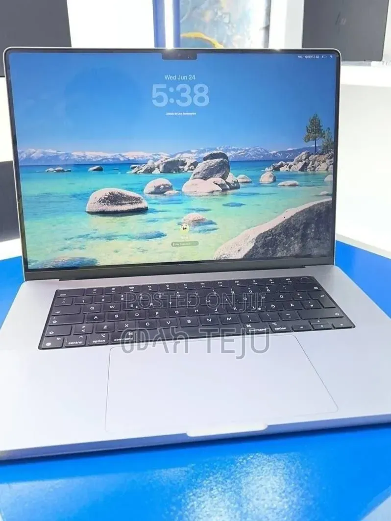 New Laptop Apple MacBook Pro 2021 M1 Max 16GB Apple M1 SSD 1T