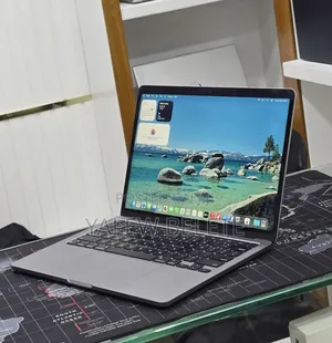 New Laptop Apple MacBook Pro 2022 M2 16GB Apple M2 SSD 512GB