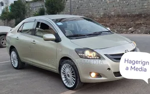 Toyota Yaris 2007 Green