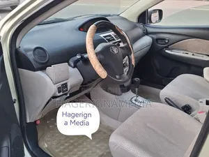 Toyota Yaris 2007 Green