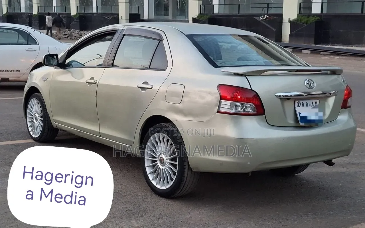 Toyota Yaris 2007 Green