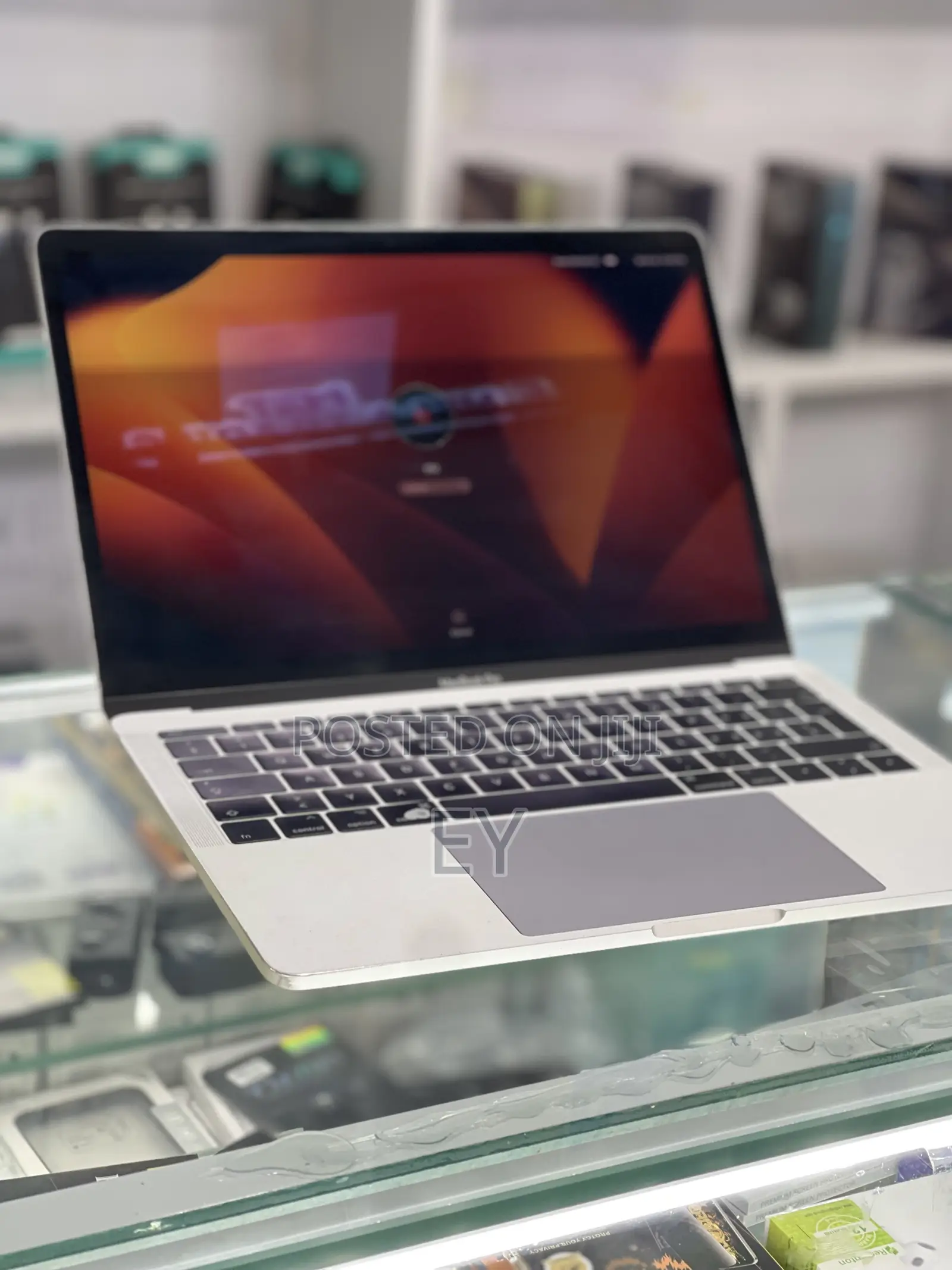 Laptop Apple MacBook Pro 2017 8GB Intel Core i5 eMMC 256GB