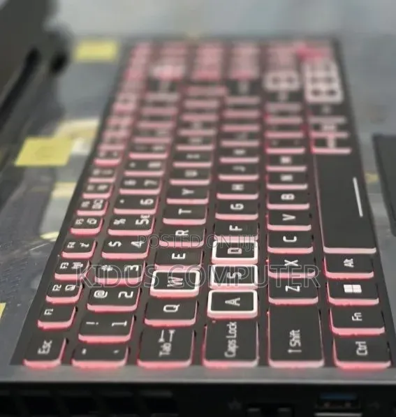 New Laptop Acer Nitro 5 16GB Intel Core i9 SSD 512GB