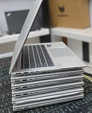 New Laptop HP EliteBook 840 G9 16GB Intel Core i7 SSD 512GB