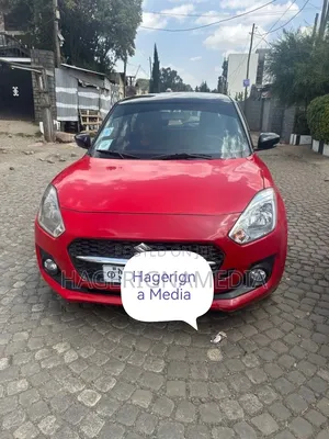 Suzuki Swift 2022 Red