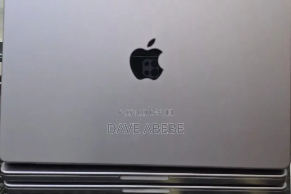 New Laptop Apple MacBook Pro 2021 M1 32GB Apple M1 SSD 1T
