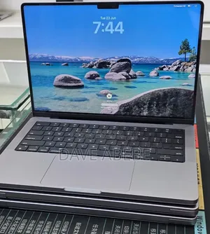 New Laptop Apple MacBook Pro 2021 M1 32GB Apple M1 SSD 1T