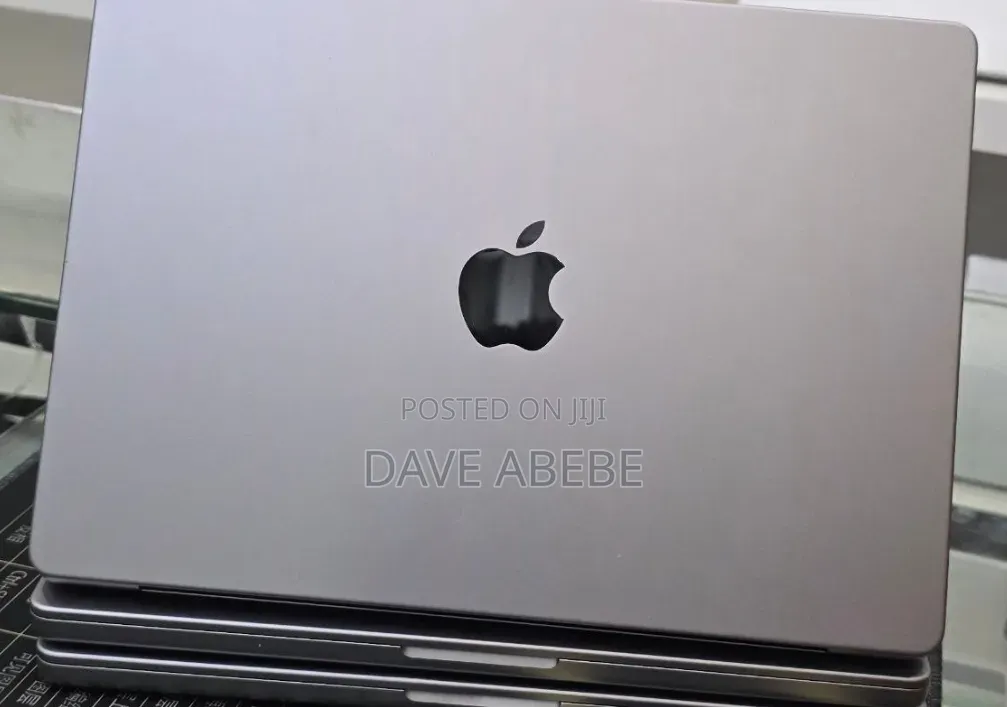 New Laptop Apple MacBook Pro 2021 M1 32GB Apple M1 SSD 1T