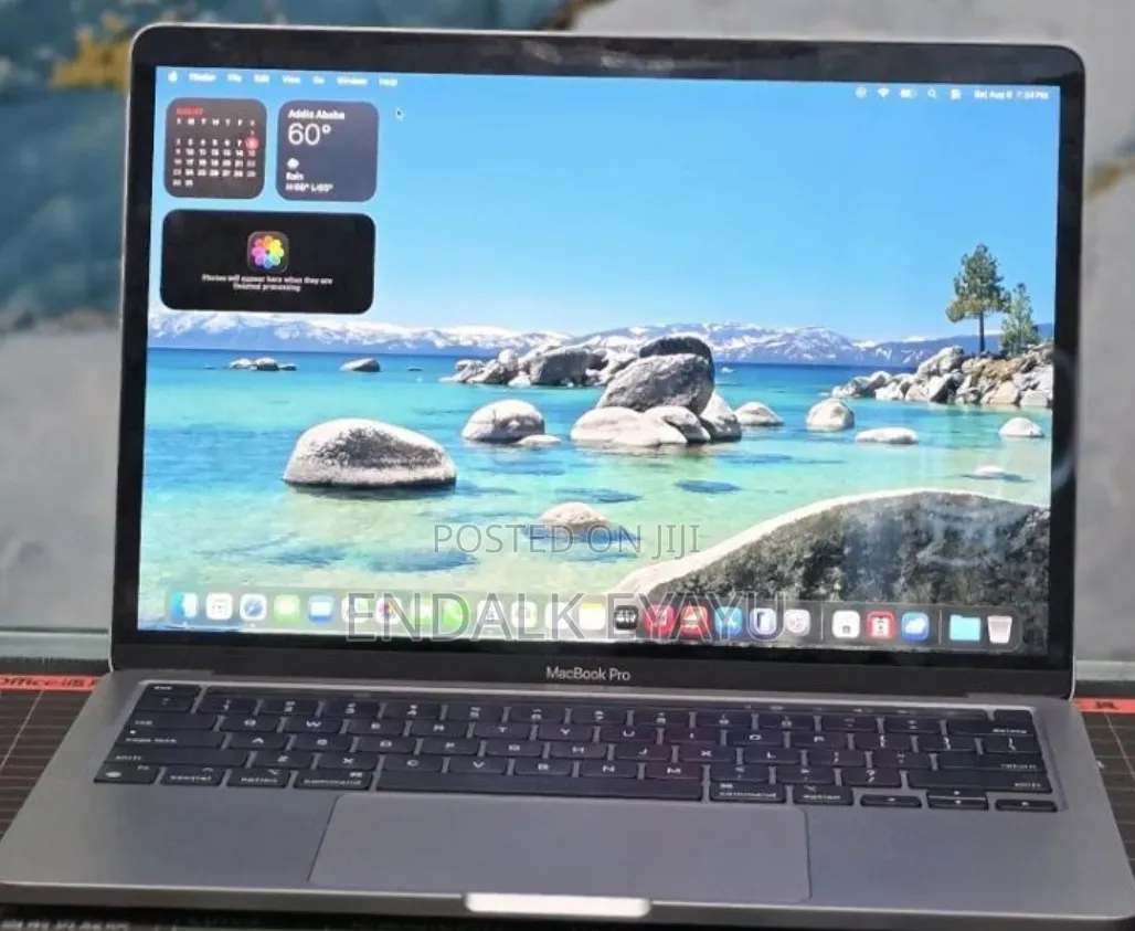 New Laptop Apple MacBook Pro 2022 M2 8GB Apple M2 SSD 512GB
