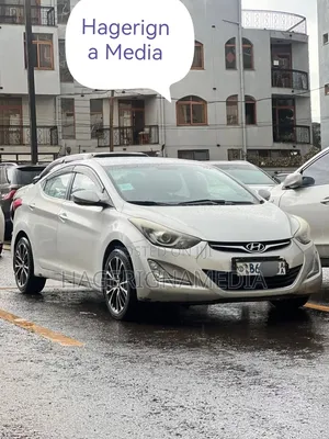 Hyundai Avante 2015 Beige