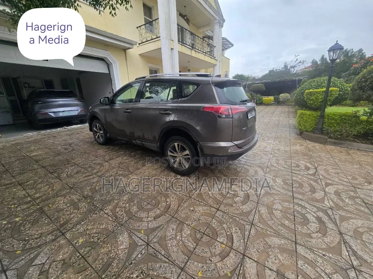 Toyota RAV4 2017 Gray