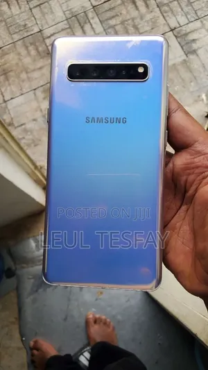 Samsung Galaxy S10 5G 256 GB Purple