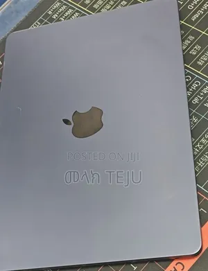 New Laptop Apple MacBook Air 2022 M2 8GB Apple M2 SSD 512GB