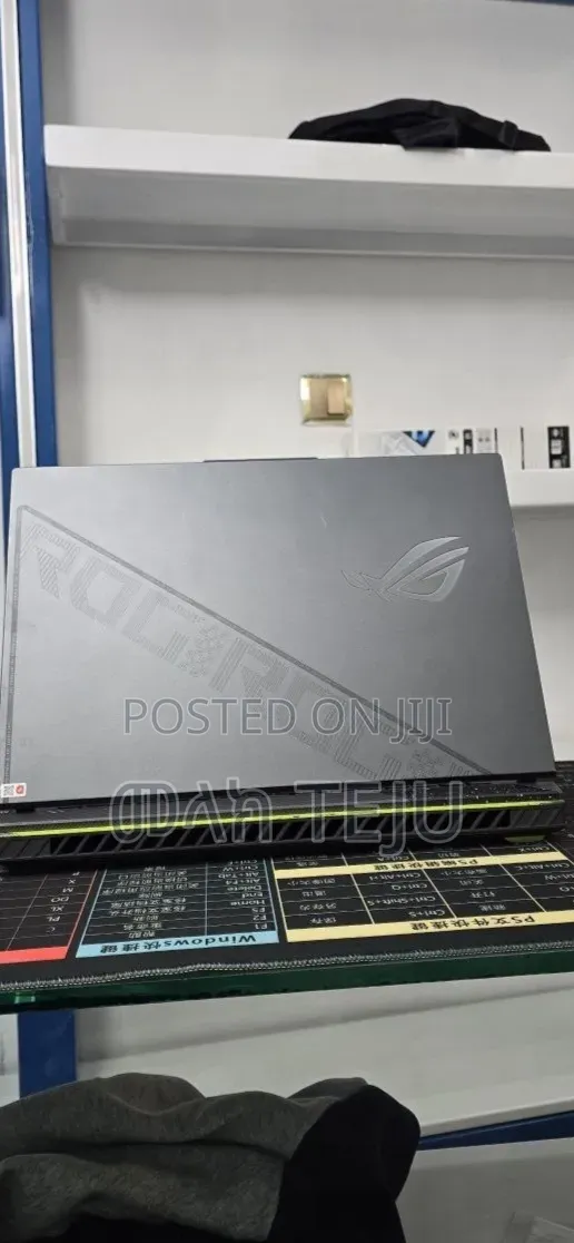 New Laptop Asus ROG Strix G15 16GB Intel Core i9 SSD 1T