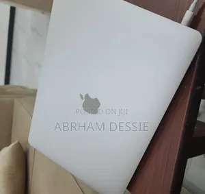 New Laptop Apple MacBook Pro 2021 M1 16GB Apple M1 SSD 256GB