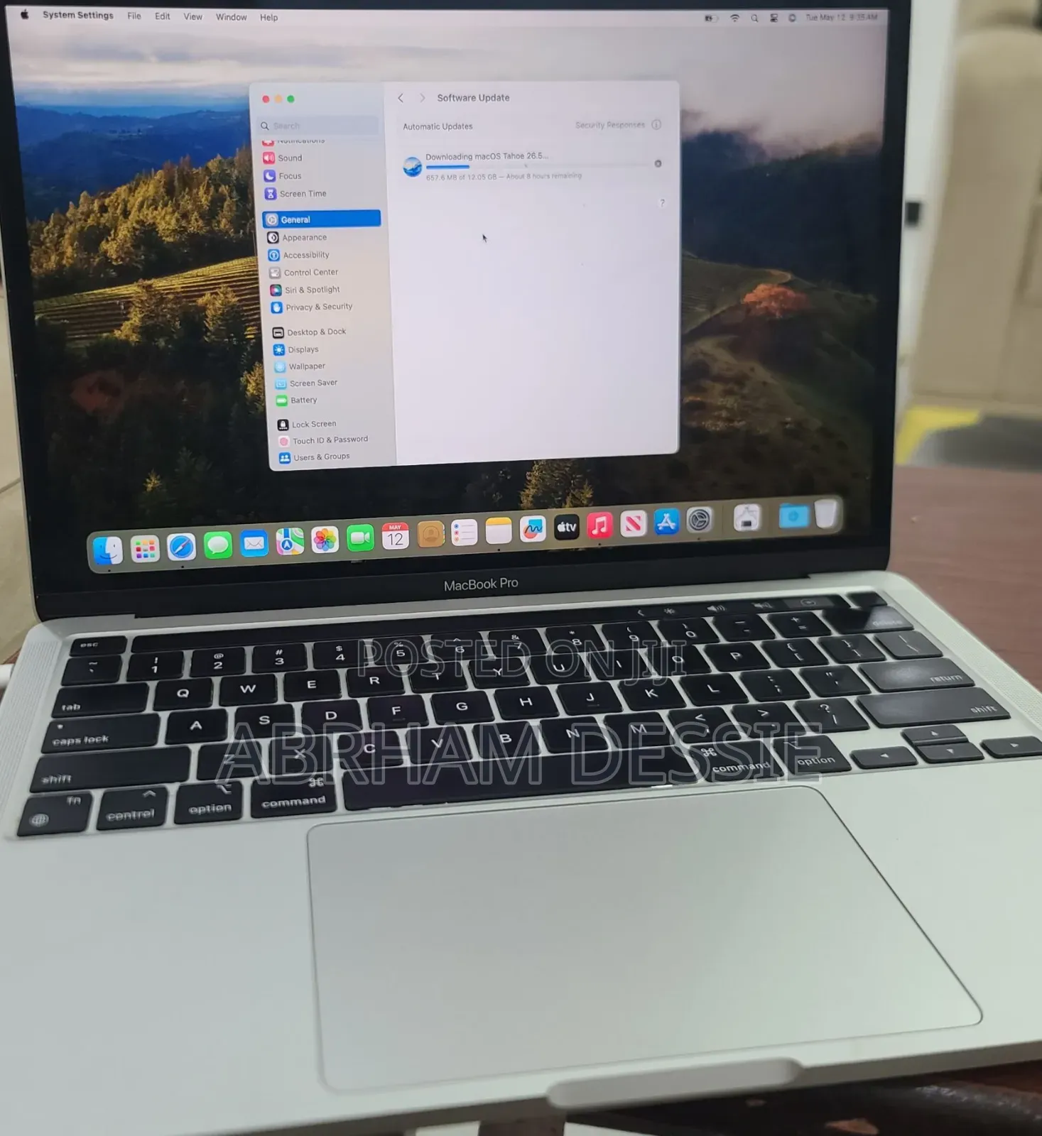 New Laptop Apple MacBook Pro 2021 M1 16GB Apple M1 SSD 256GB