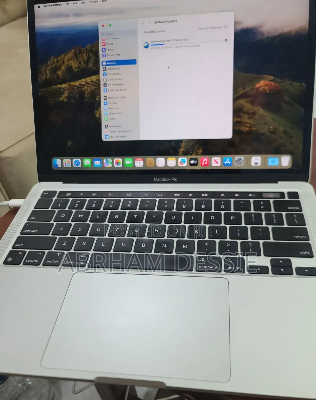 New Laptop Apple MacBook Pro 2021 M1 16GB Apple M1 SSD 256GB