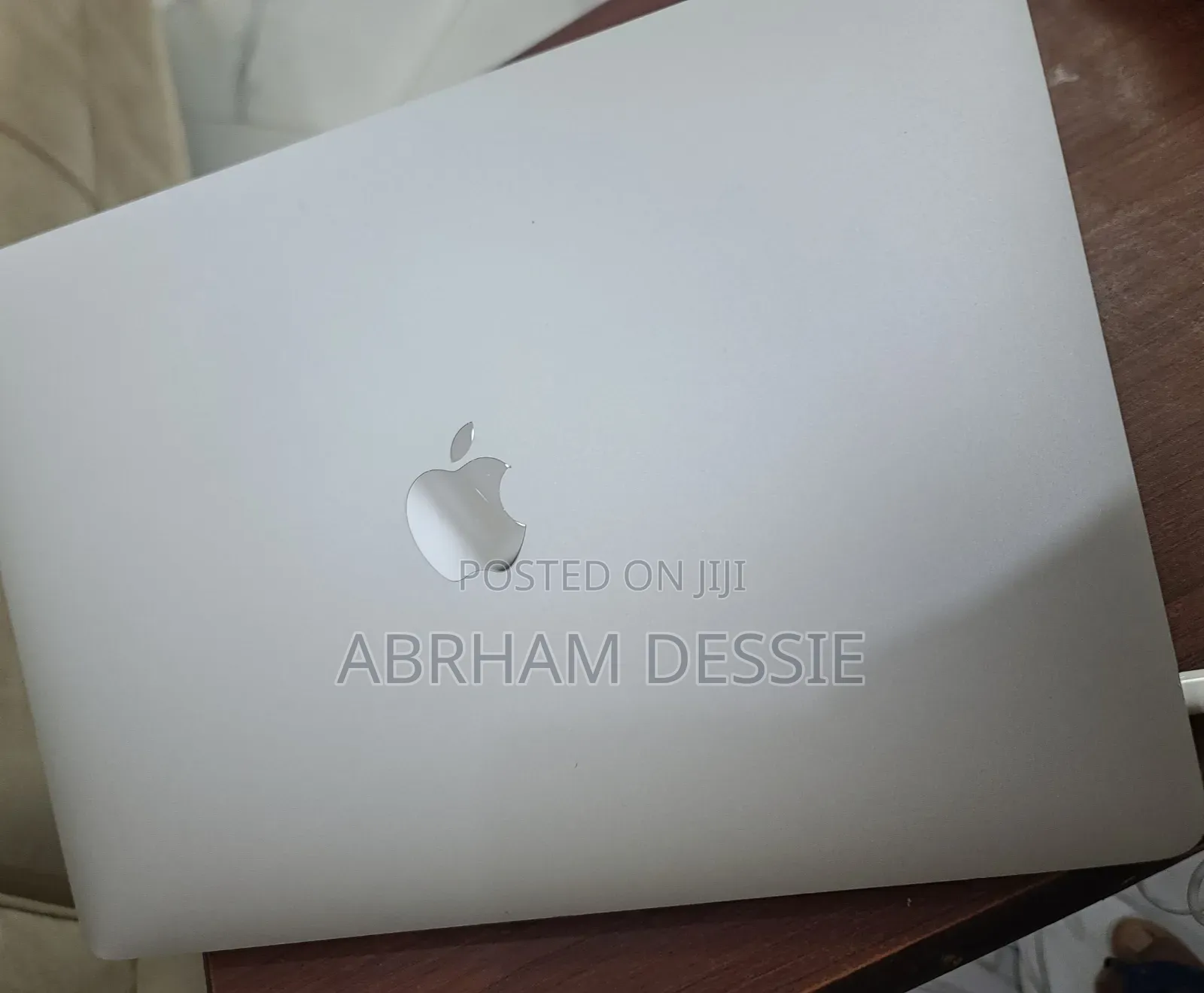 New Laptop Apple MacBook Pro 2021 M1 16GB Apple M1 SSD 256GB