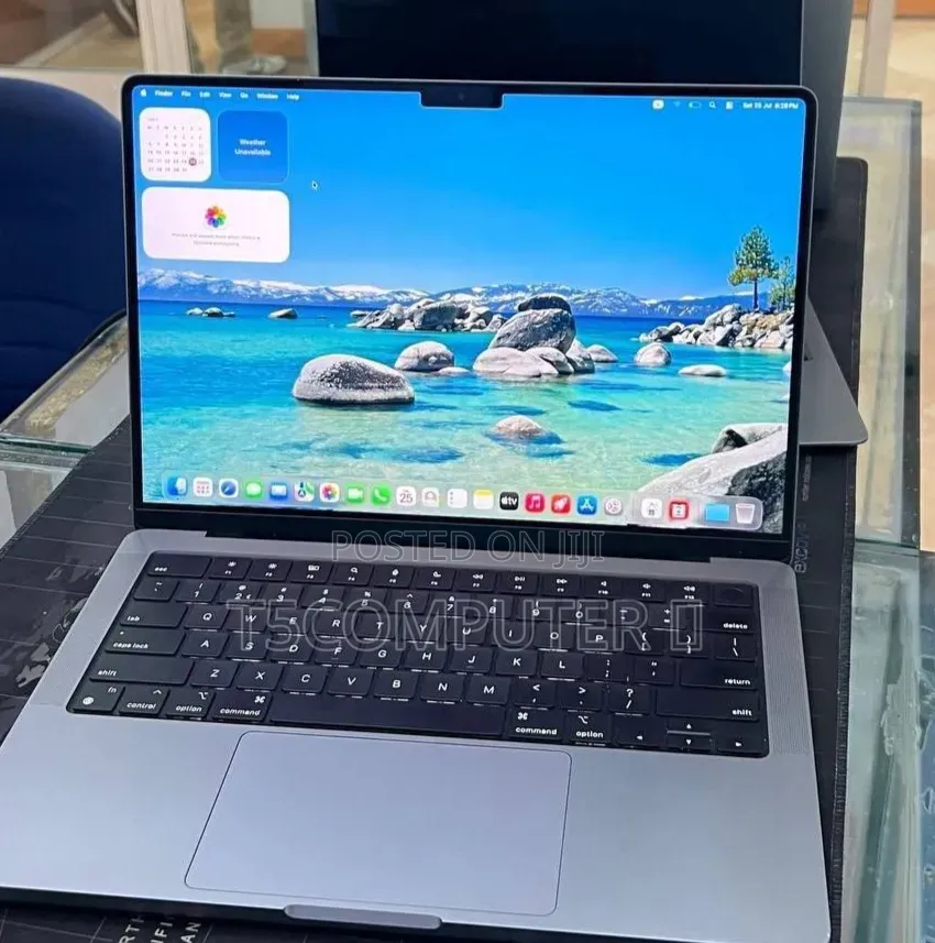 New Laptop Apple MacBook Pro 2021 M1 16GB Apple M1 Pro SSD 512GB