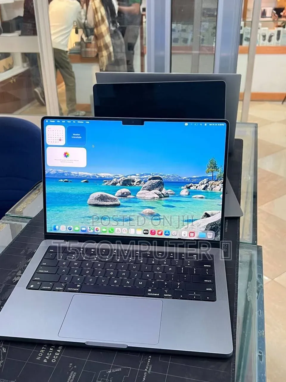 New Laptop Apple MacBook Pro 2021 M1 16GB Apple M1 Pro SSD 512GB