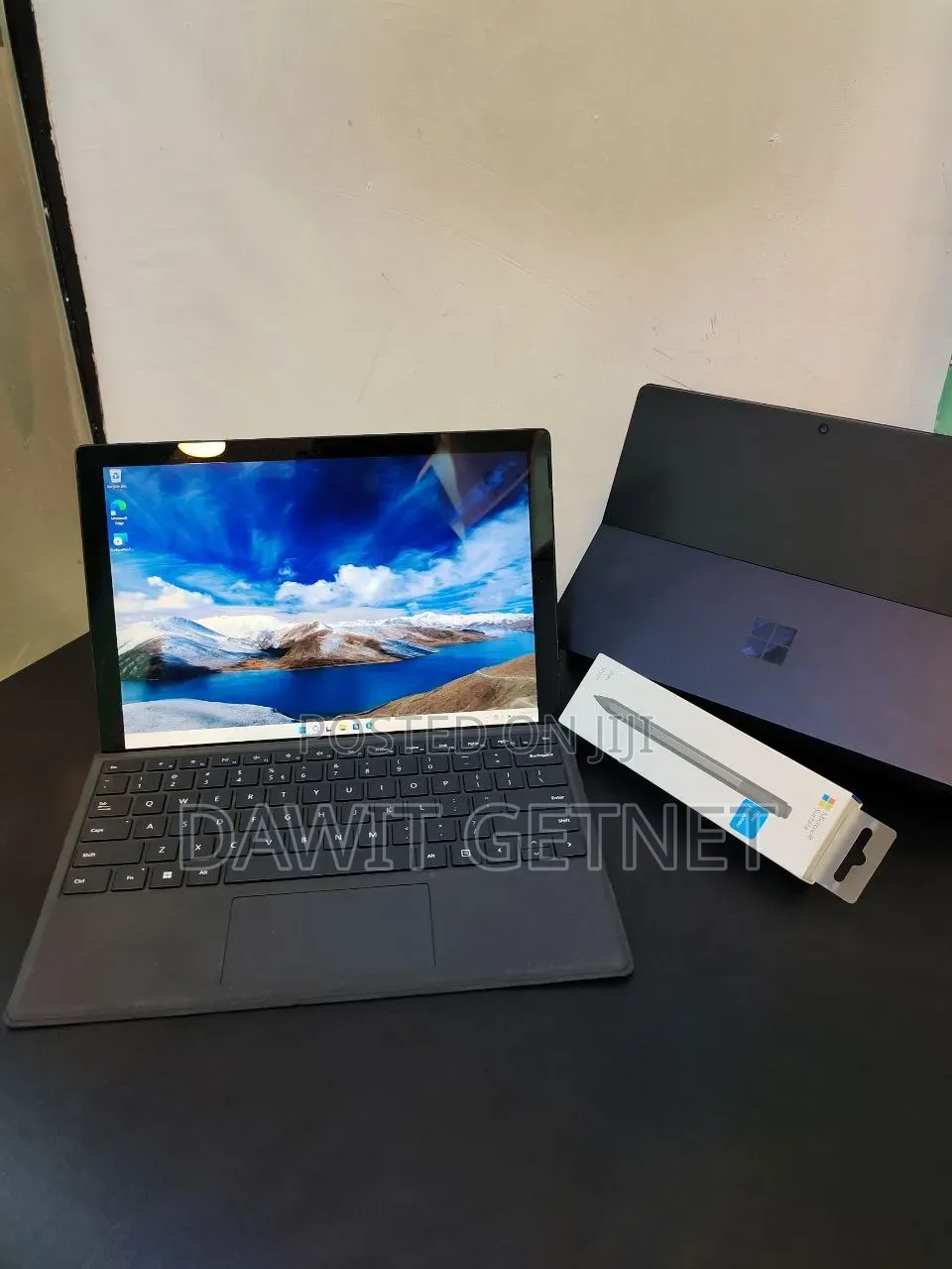 New Laptop Microsoft Surface 16GB Intel Core i7 SSD 512GB