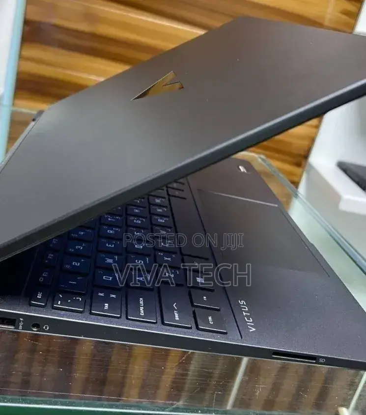 New Laptop HP Victus 15 16GB AMD Ryzen 5 SSD 512GB