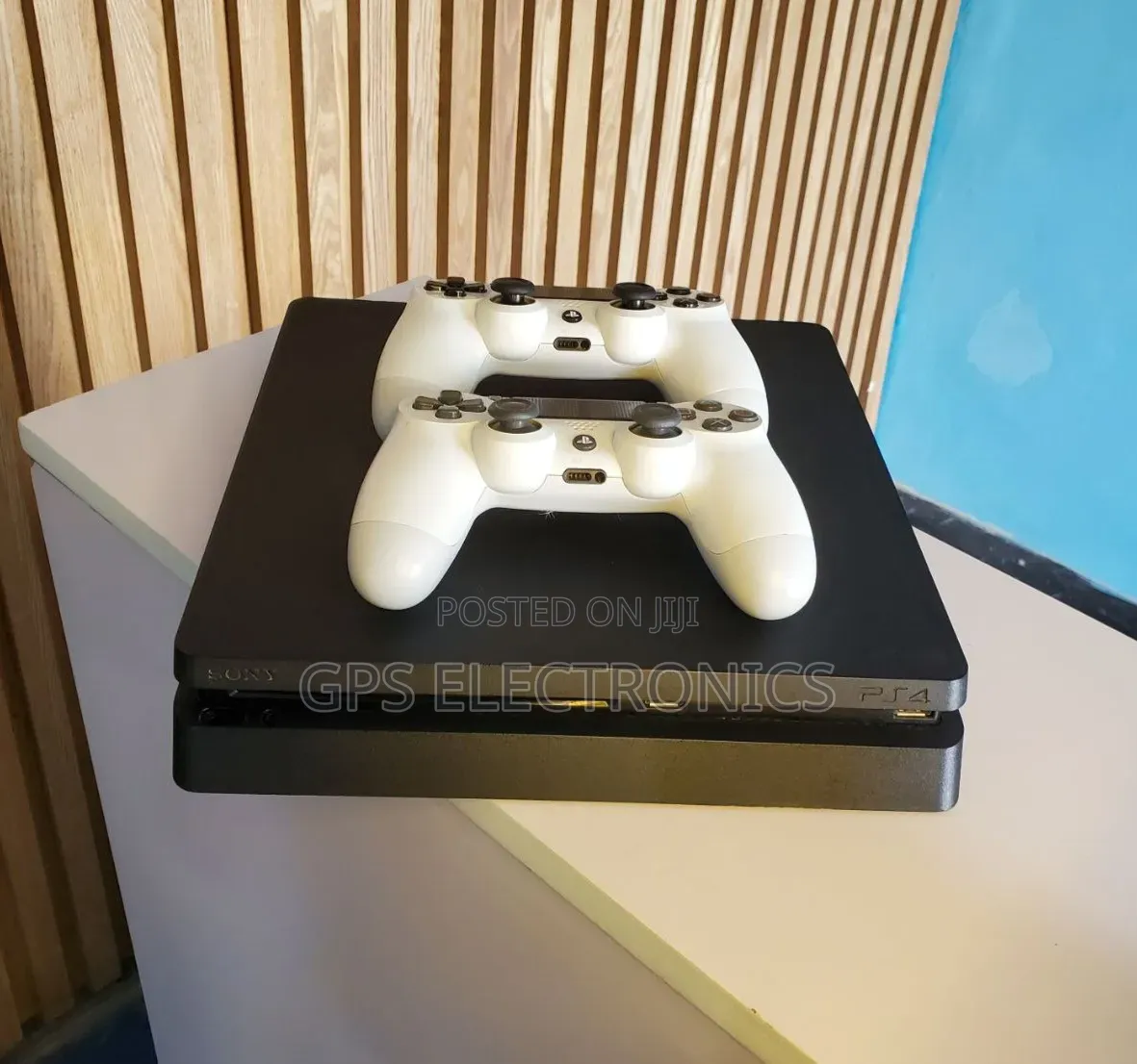 PS4 Slim Dubai Used | 2 Original Joystick + 6 Games