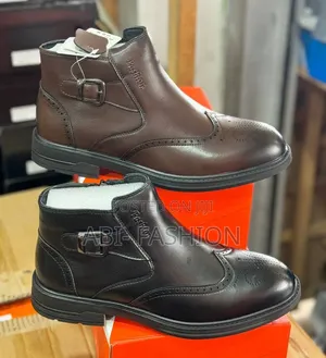 Fashion Mens Leather Shoe Boots and Half Quality