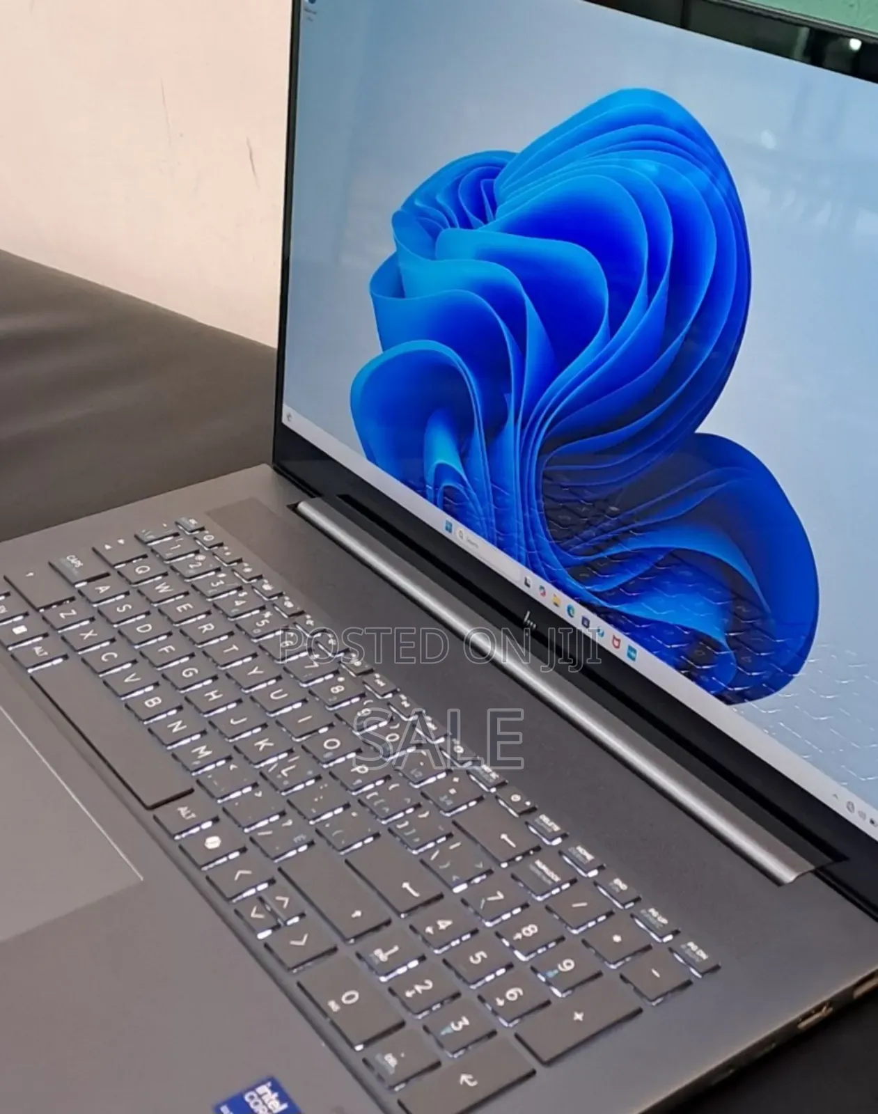 New Laptop HP Envy x360 16GB Intel Core Ultra 7 SSD 1T